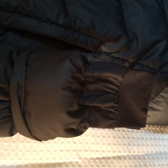 L.L. Bean Black Puffer Jacket - Picture 8 of 12